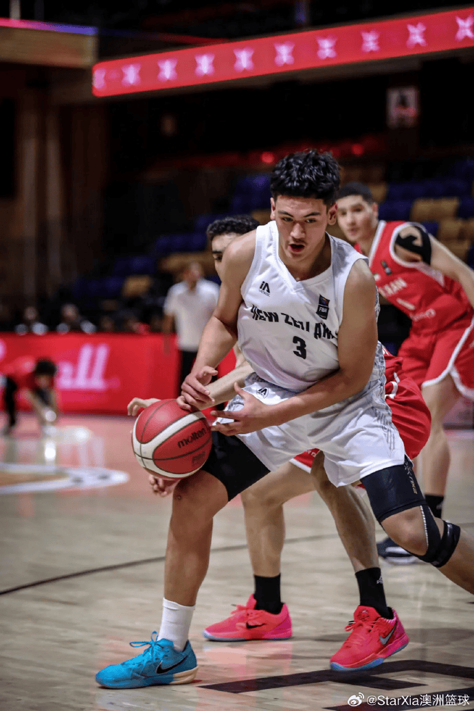 今天下午, LZJO, 来的有两个