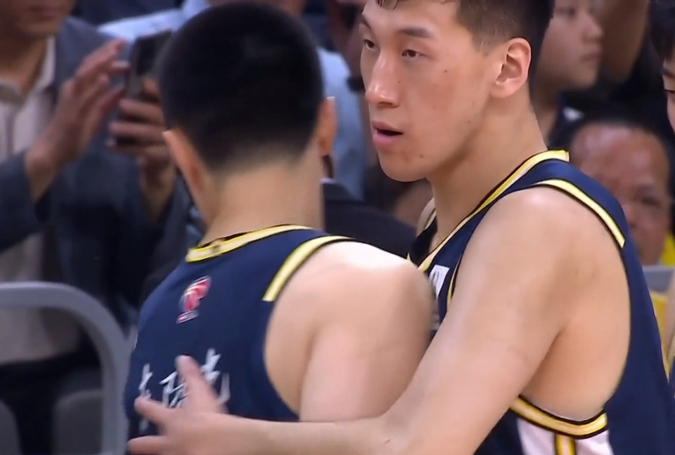 OvzJp, 沸沸扬扬 OvzJp, 沸沸扬扬