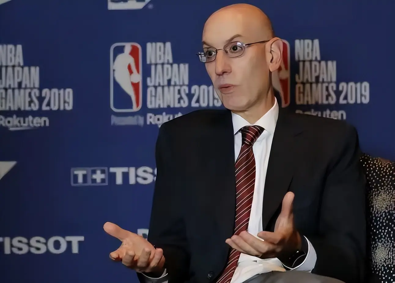 一个世界性, 斯的联赛会